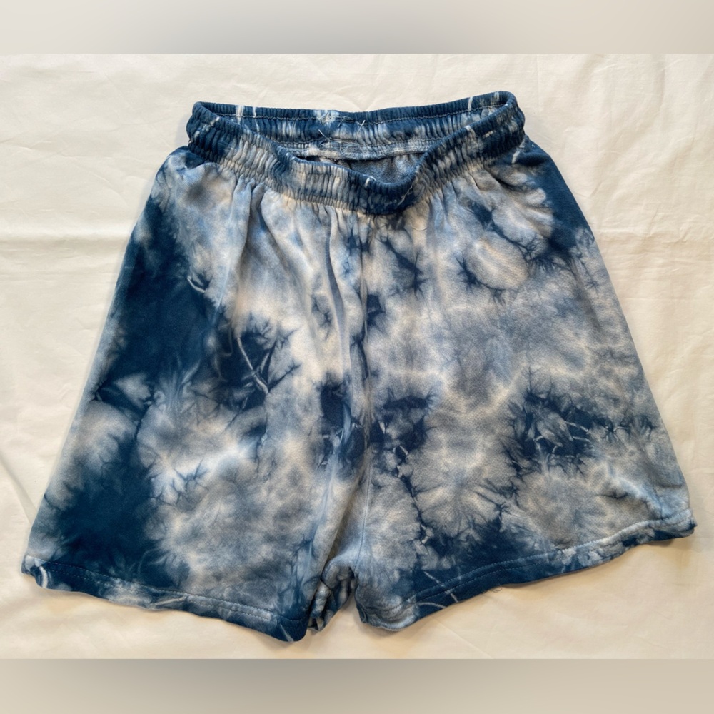 Tie dye cotton shorts, hi rise, elastic waist and draw string, size Small